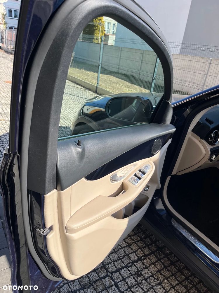 Mercedes-Benz GLC - 19