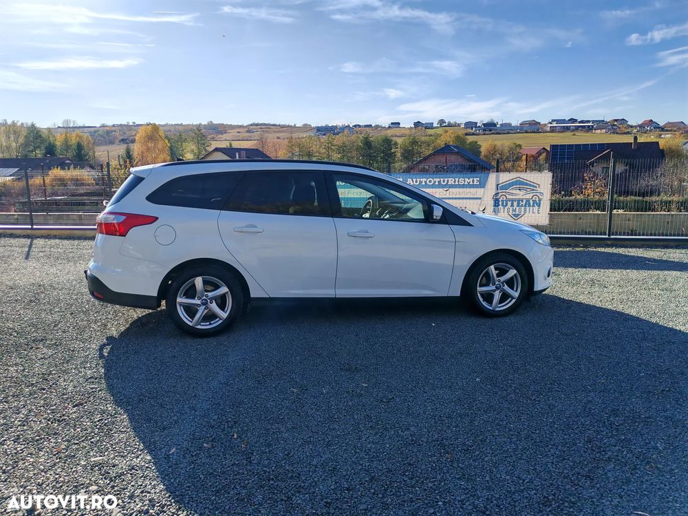 Ford Focus Turnier 1.0 EcoBoost Start-Stopp-System Business Edition - 7