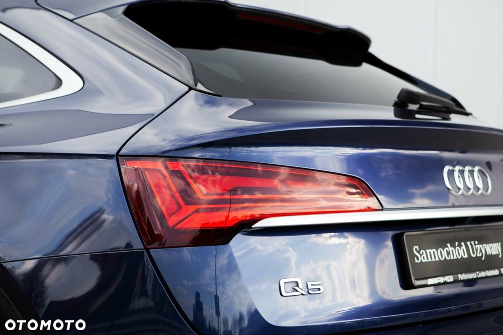 Audi Q5 Sportback - 8