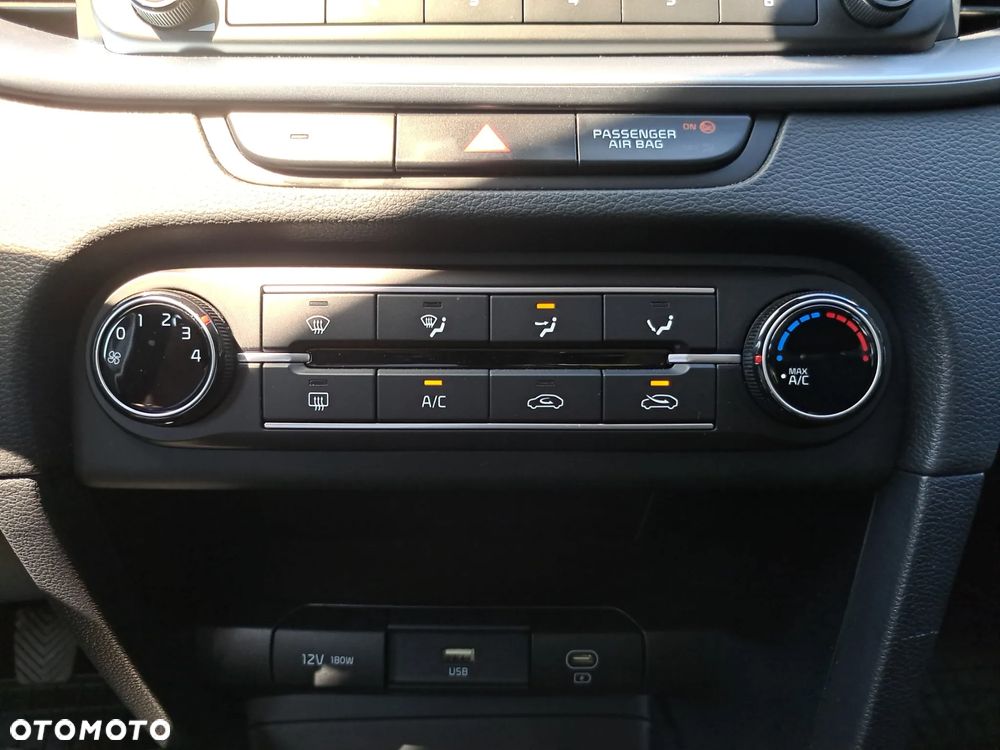 Kia Ceed 1.0 T-GDI M - 15