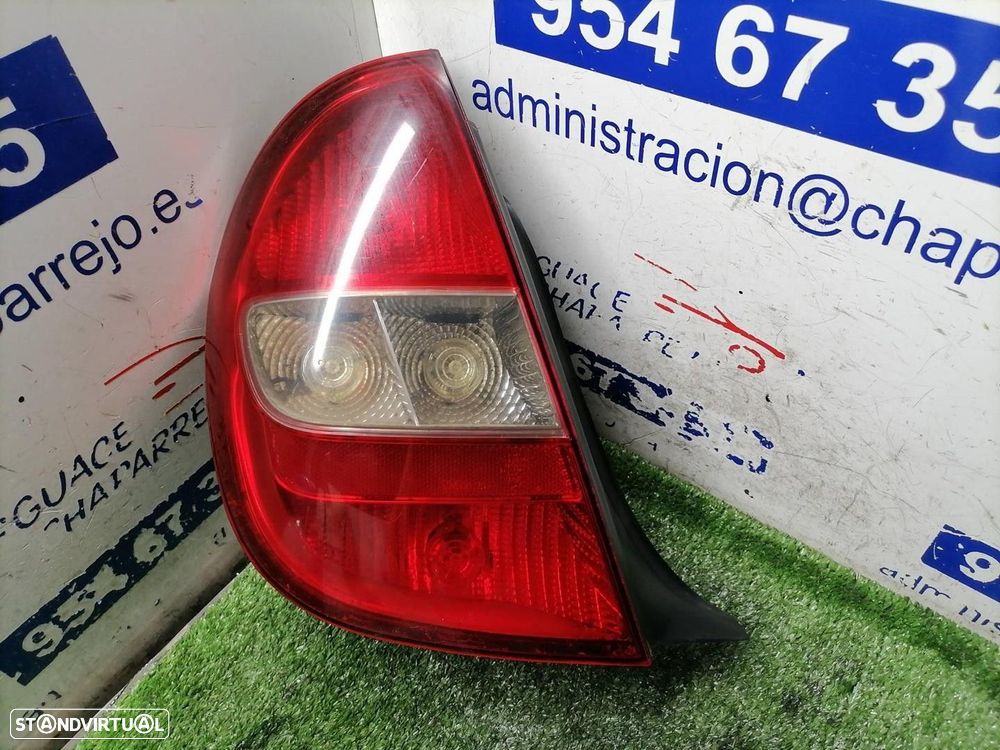 FAROLIM TRASEIRO ESQUERDO CITROEN C5 I 2004 - - 4