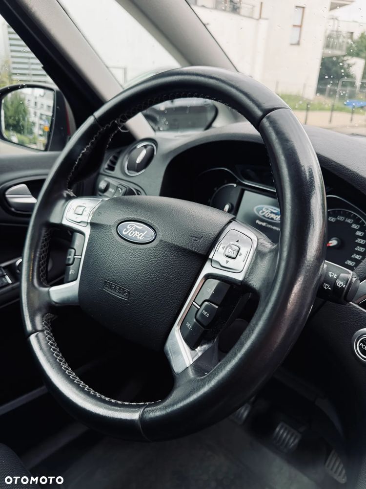 Ford S-Max 2.0 TDCi DPF Titanium - 26