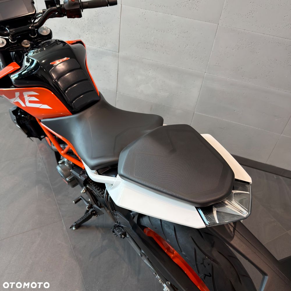 KTM Duke 390 - 13