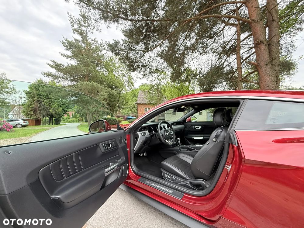 Ford Mustang - 13