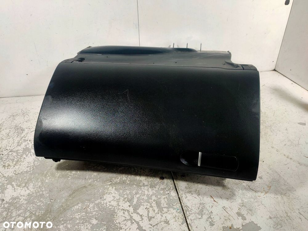 schowek pasażera lodóka audi a4 b6 b7 czarny - 1