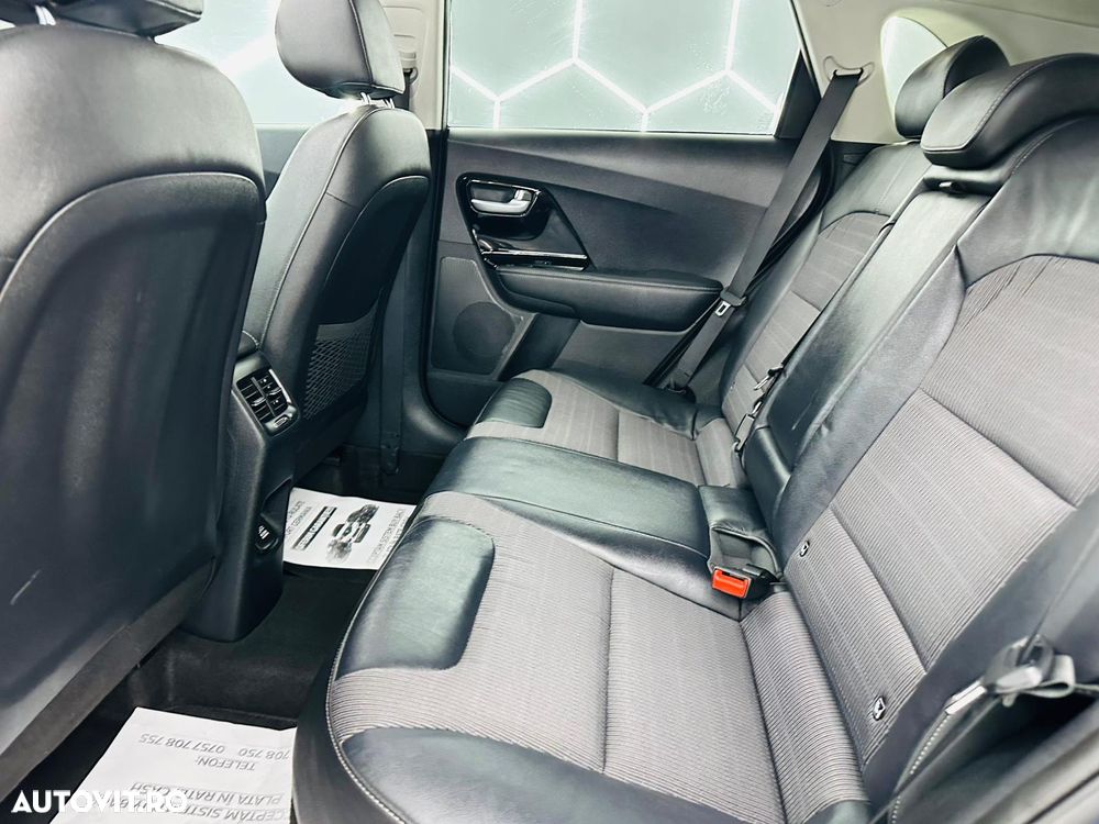 Kia Niro 1.6 GDI HEV 2WD OPF Aut. Edition 7 - 15