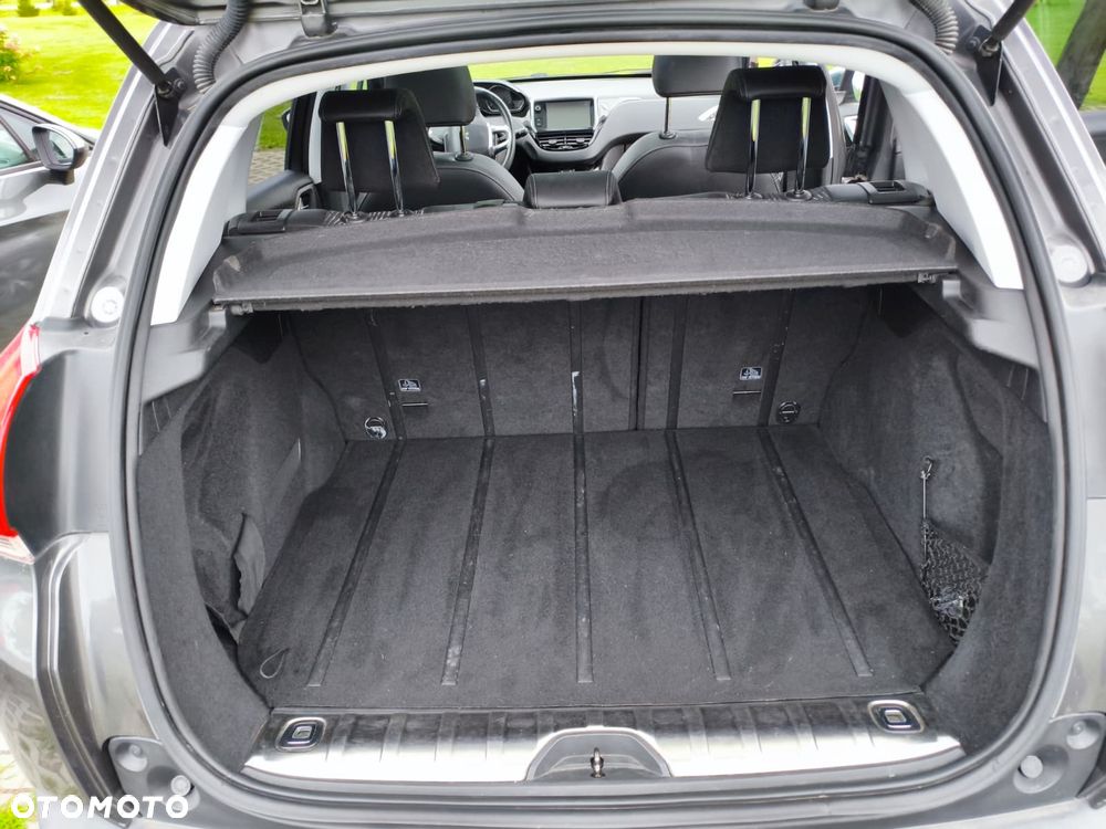 Peugeot 2008 1.6 VTi Allure - 9