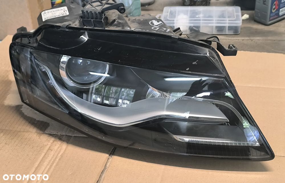 lampa prawy przód audi A4 B8 Xenon 8K0941030C - 2
