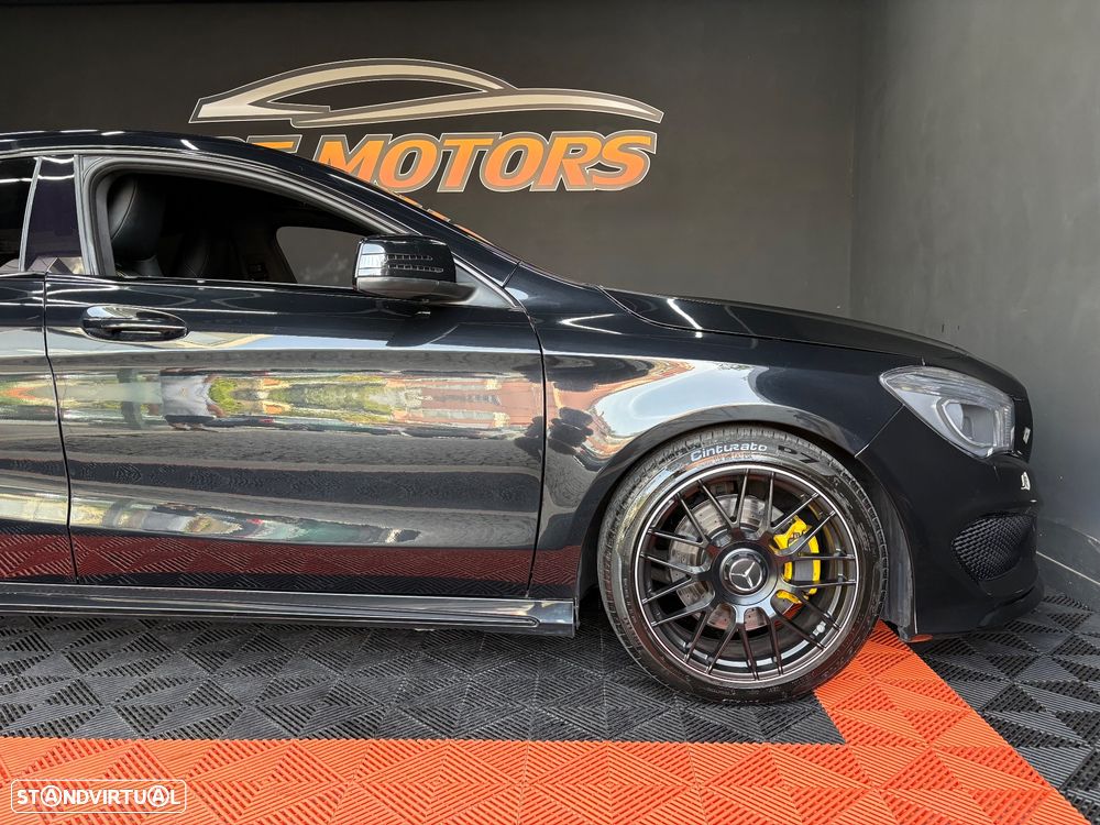 Mercedes-Benz CLA 220 CDI 7G-DCT AMG Line - 25