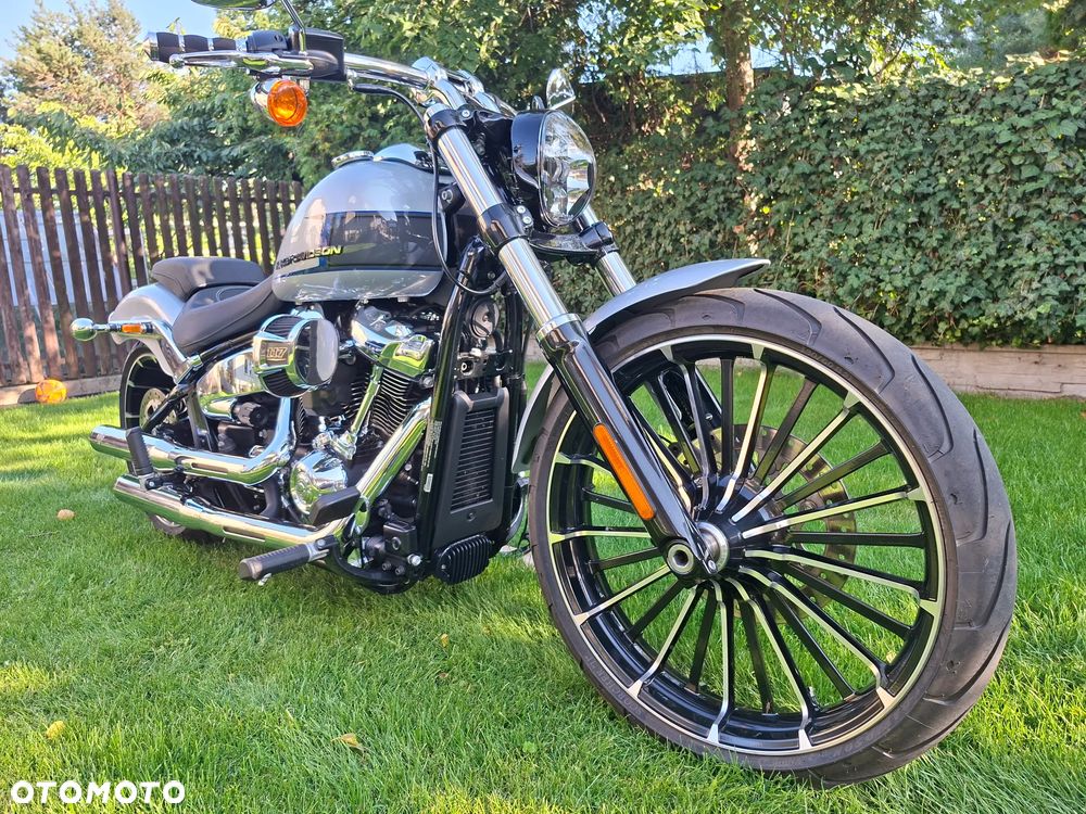 Harley-Davidson FXSB Breakout - 5