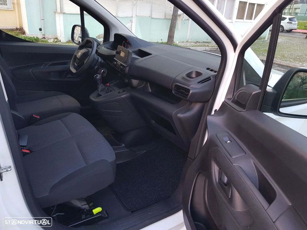 Peugeot Partner 3 Lugares - 33