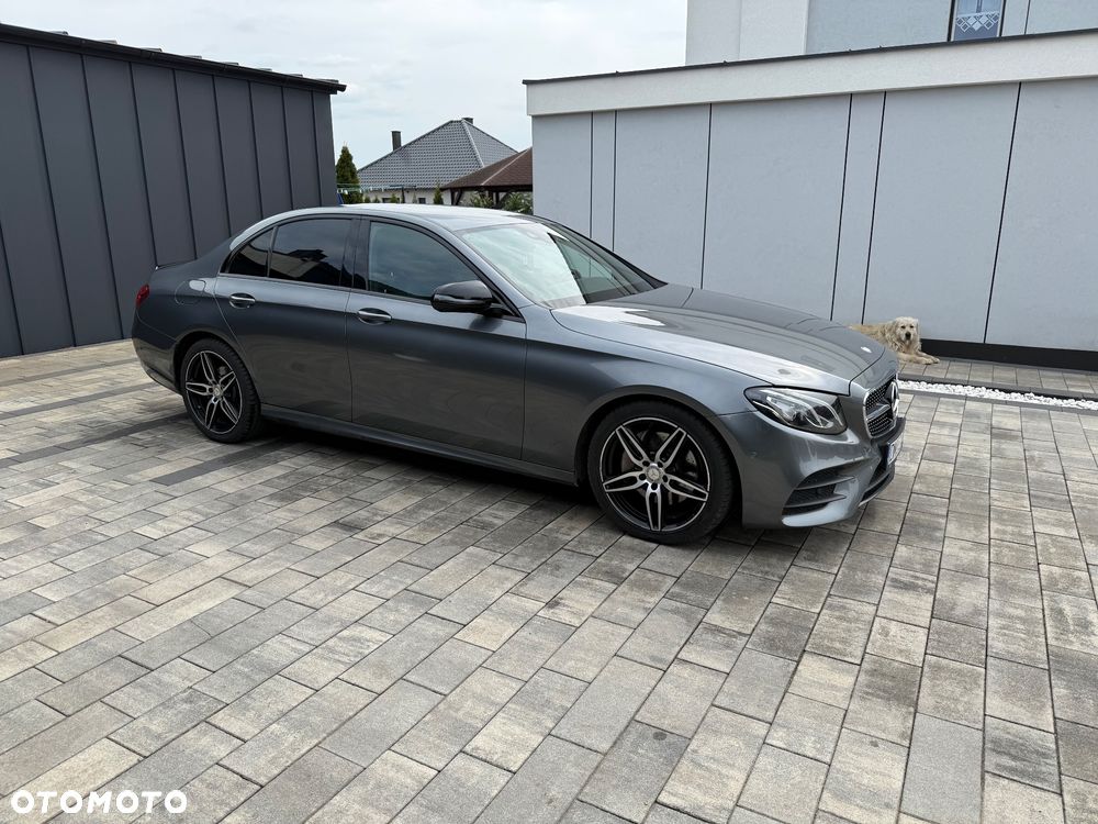 Mercedes-Benz Klasa E 220 d 9G-TRONIC - 9