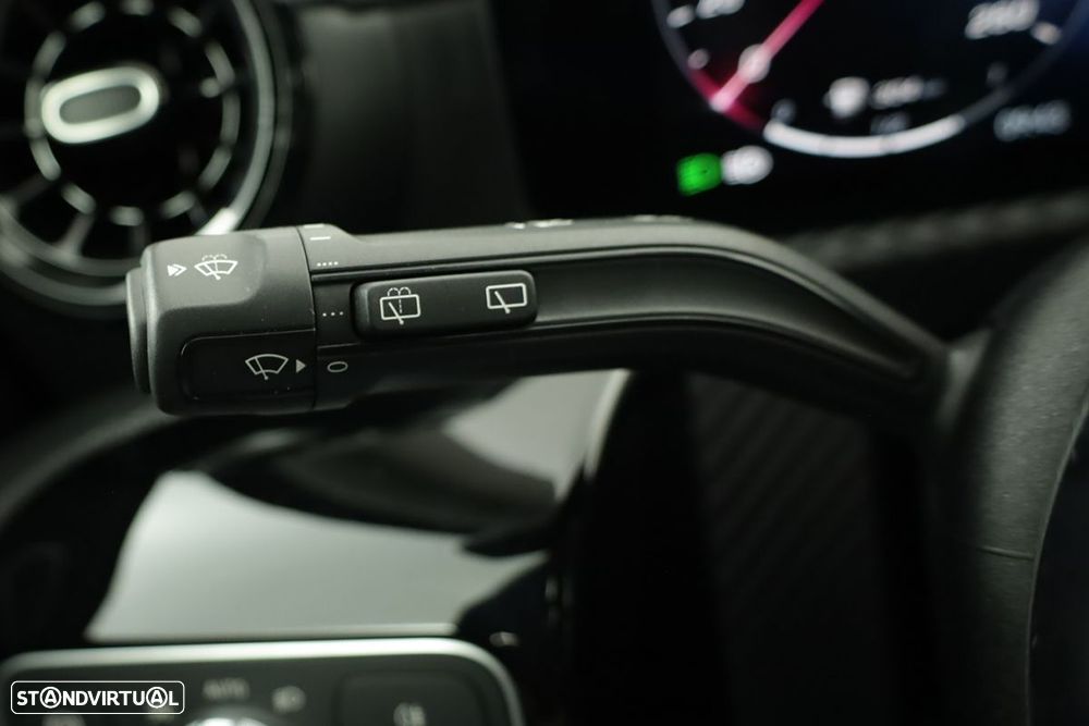 Mercedes-Benz A 200 Standard - 17