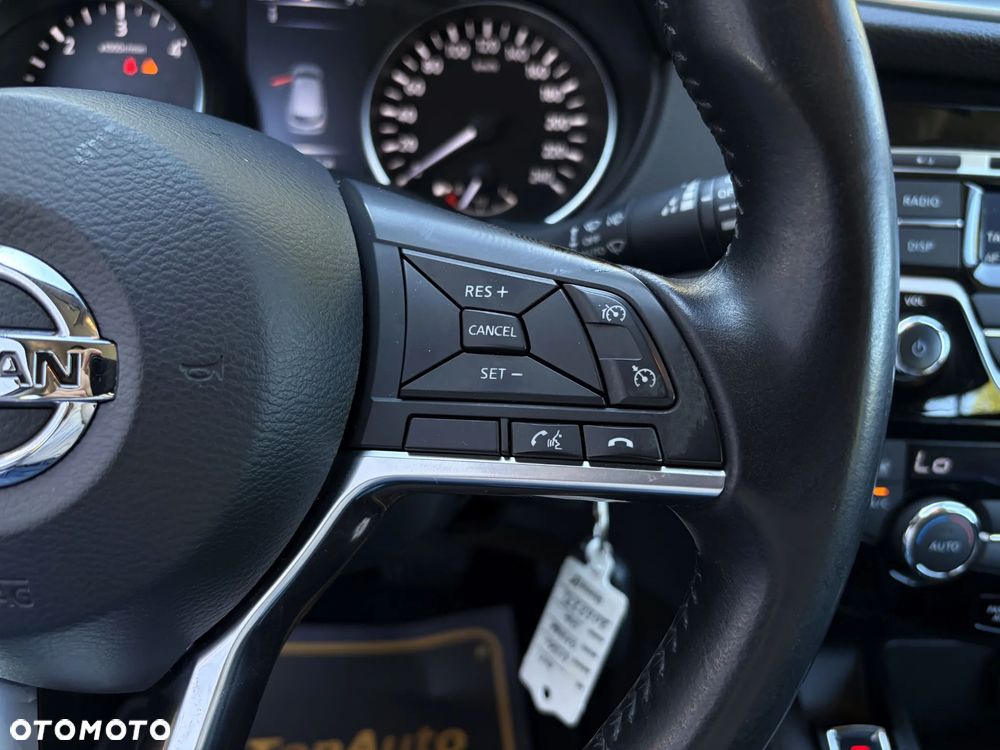 Nissan Qashqai 1.6 DCi N-Connecta Xtronic - 25