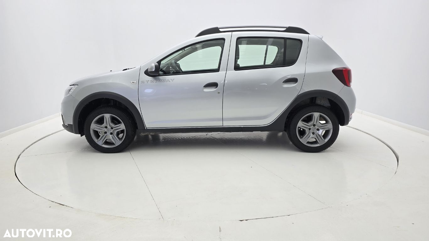 Dacia Sandero - 9