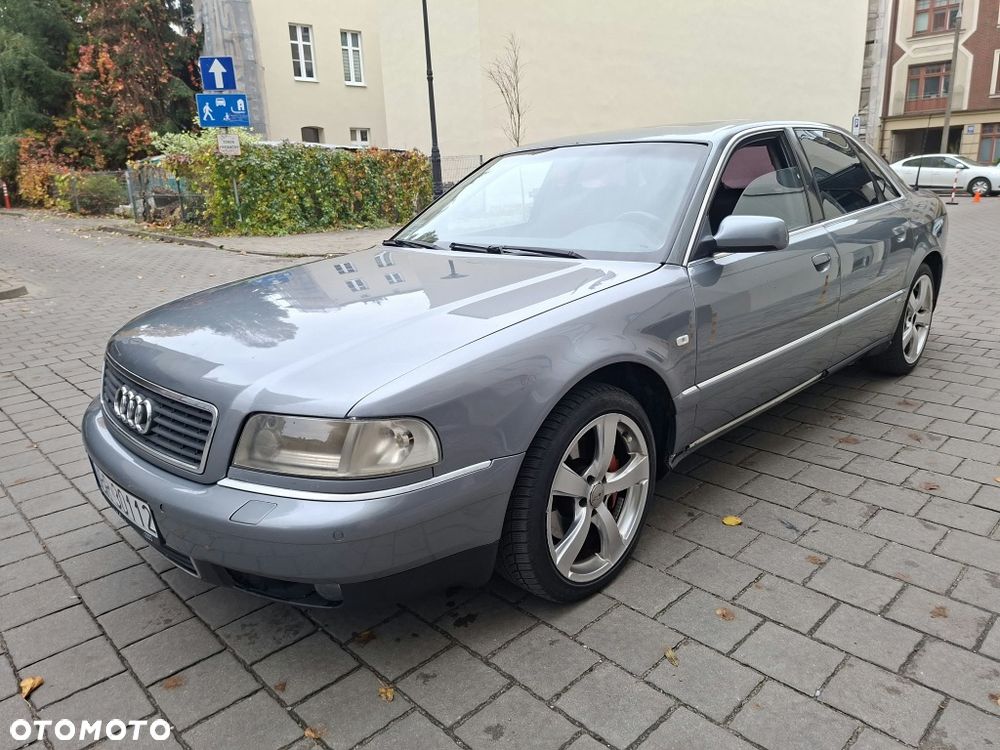 Audi A8