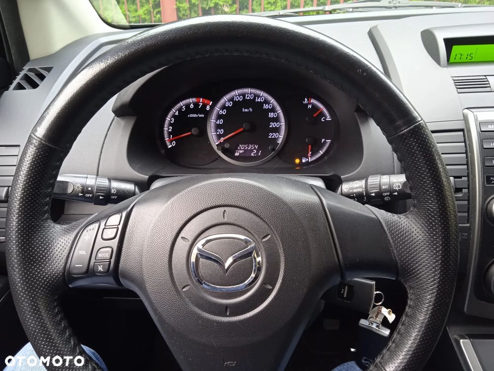 Mazda 5 - 13