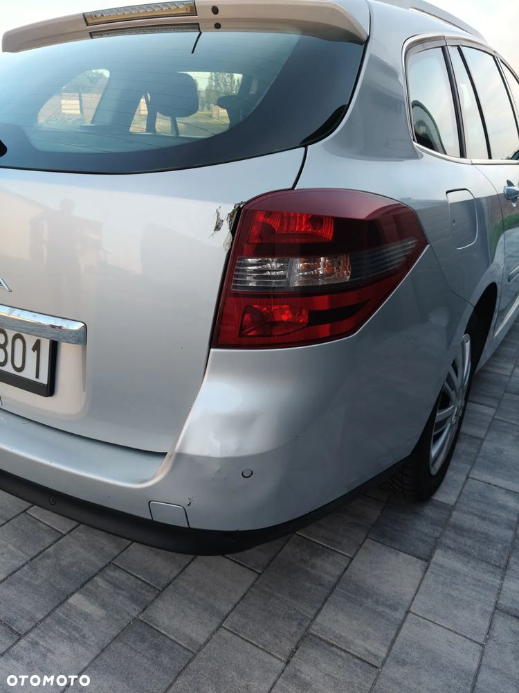 Renault Laguna dCi 110 FAP Dynamique - 6
