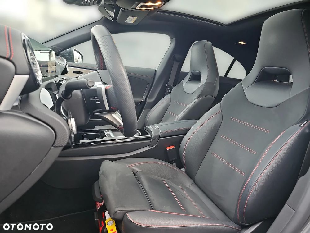 Mercedes-Benz CLA 200 7G-DCT AMG Line Advanced Plus - 10