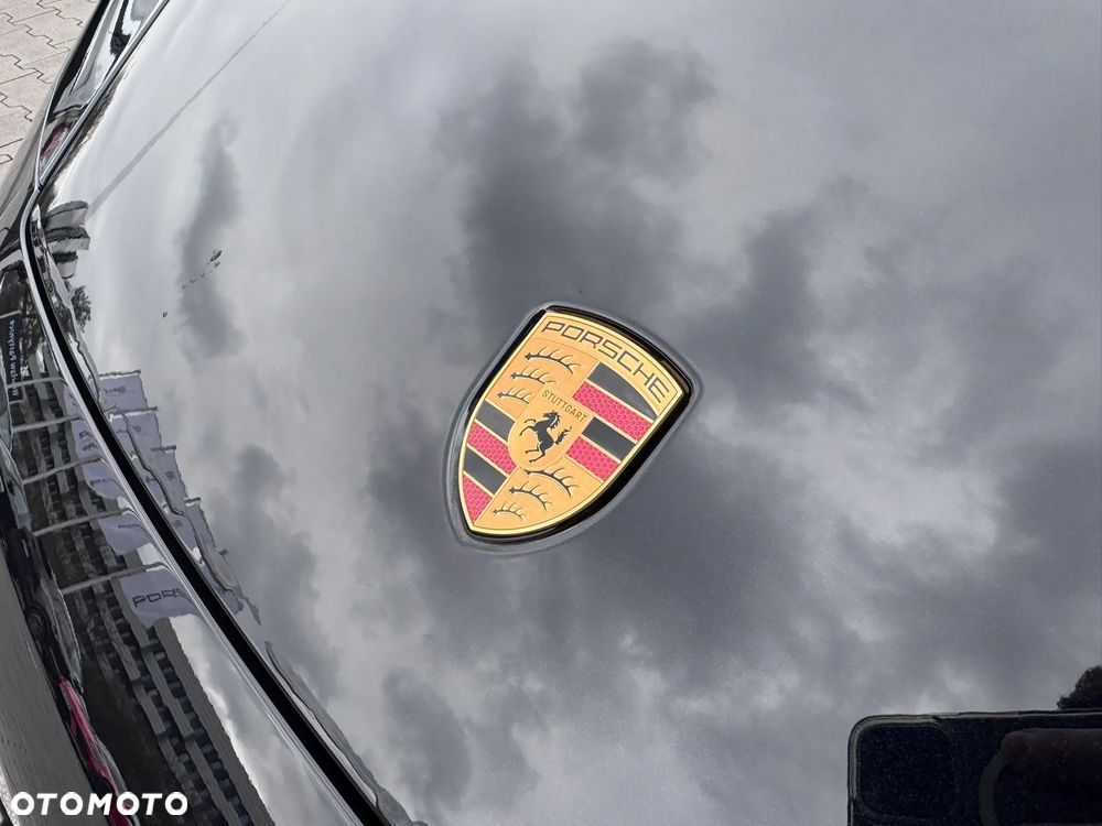 Porsche 911 Carrera S - 24