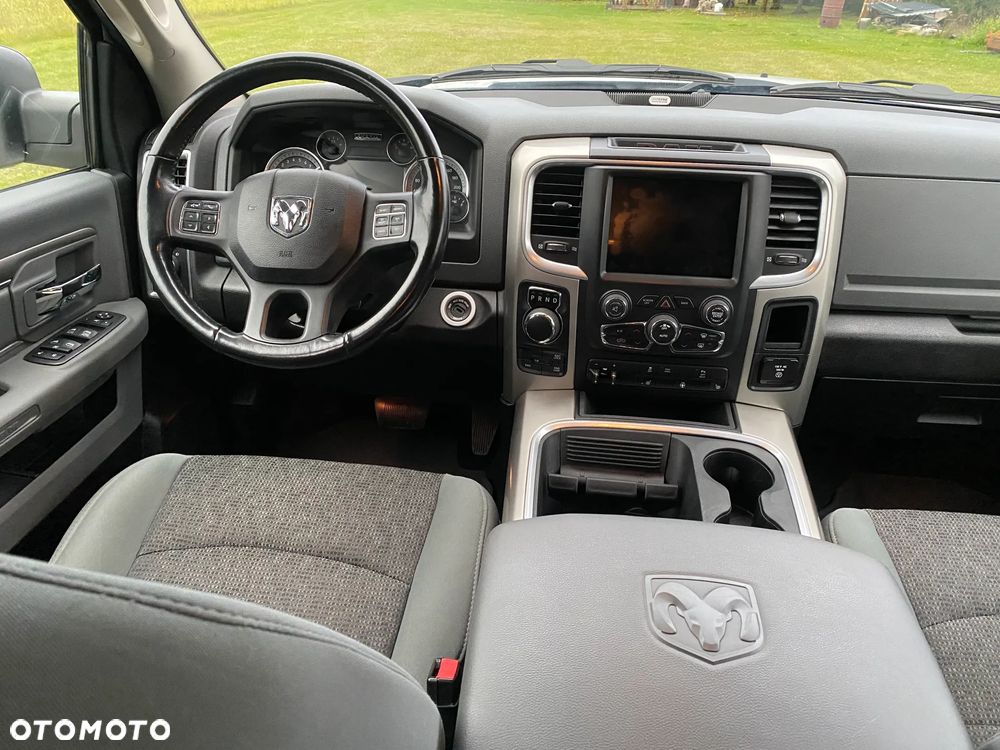 Dodge RAM 5.7 4x4 - 16