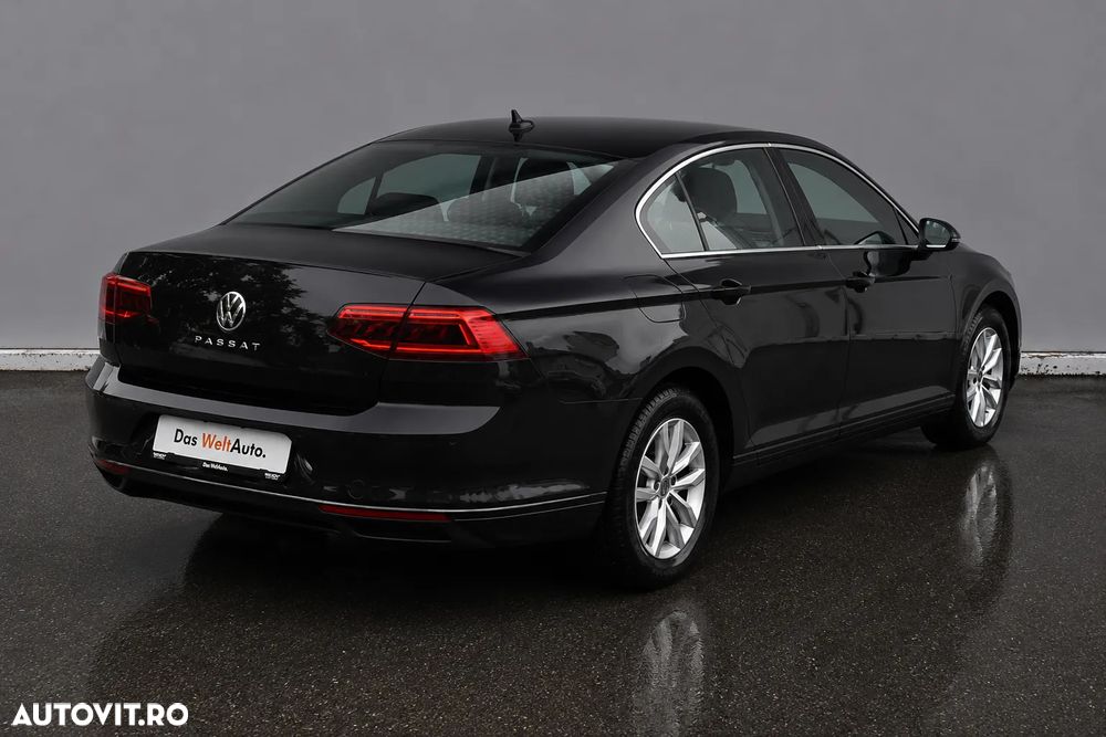 Volkswagen Passat 2.0 TDI DSG Comfortline - 5