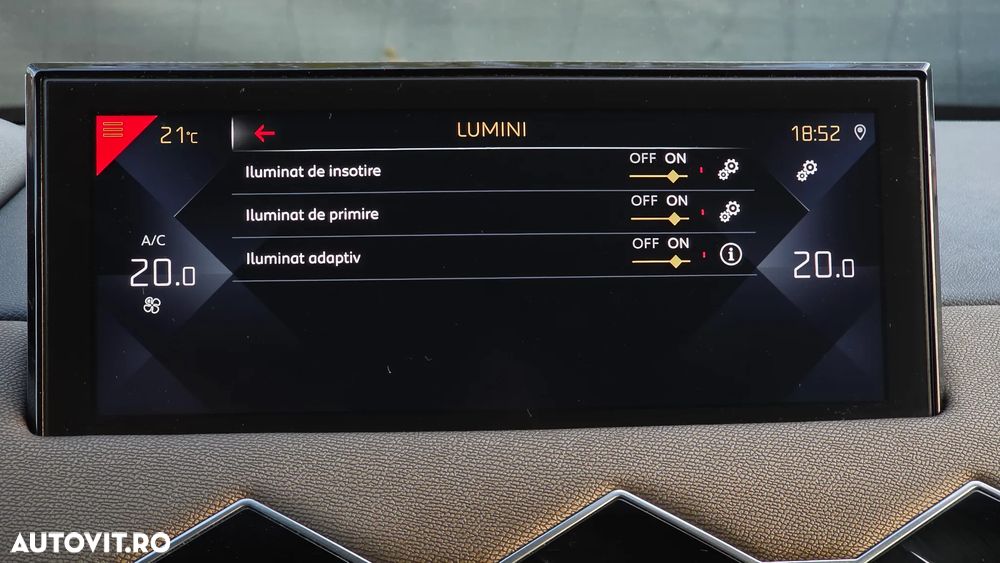 Citroën DS3 Crossback PureTech 155 Aut. GRAND CHIC - 37