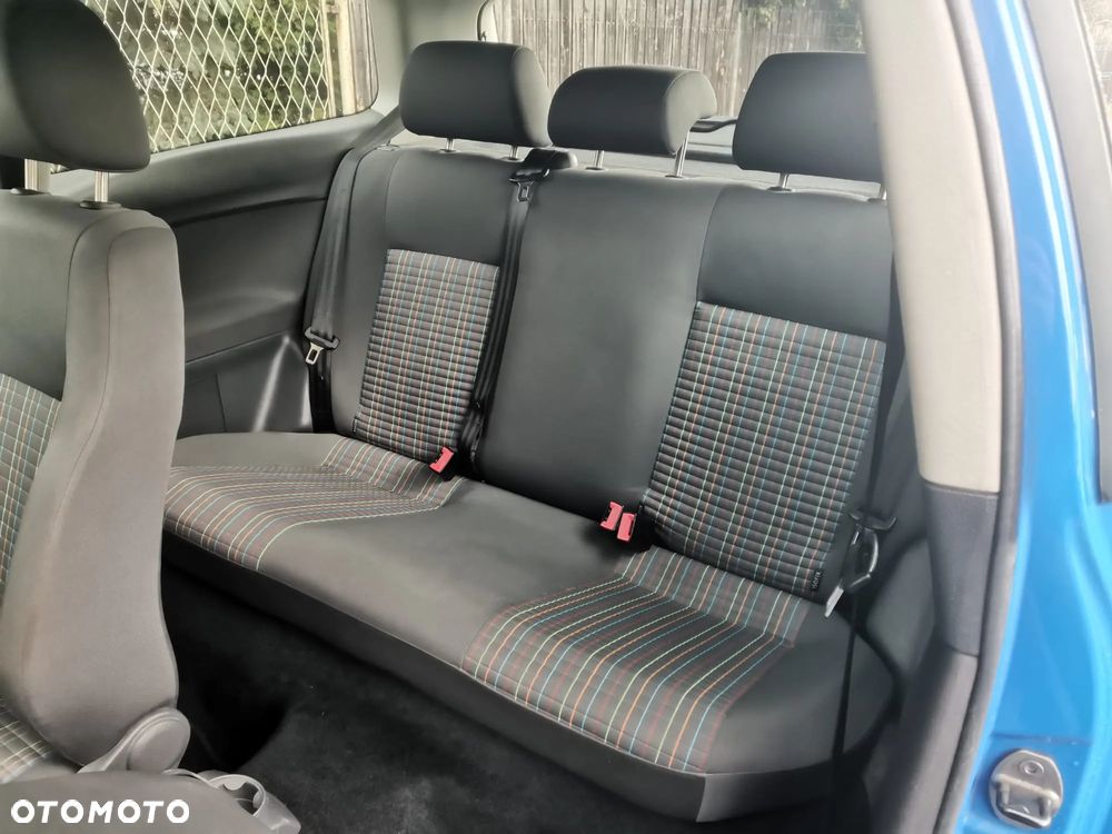 Volkswagen Polo - 13