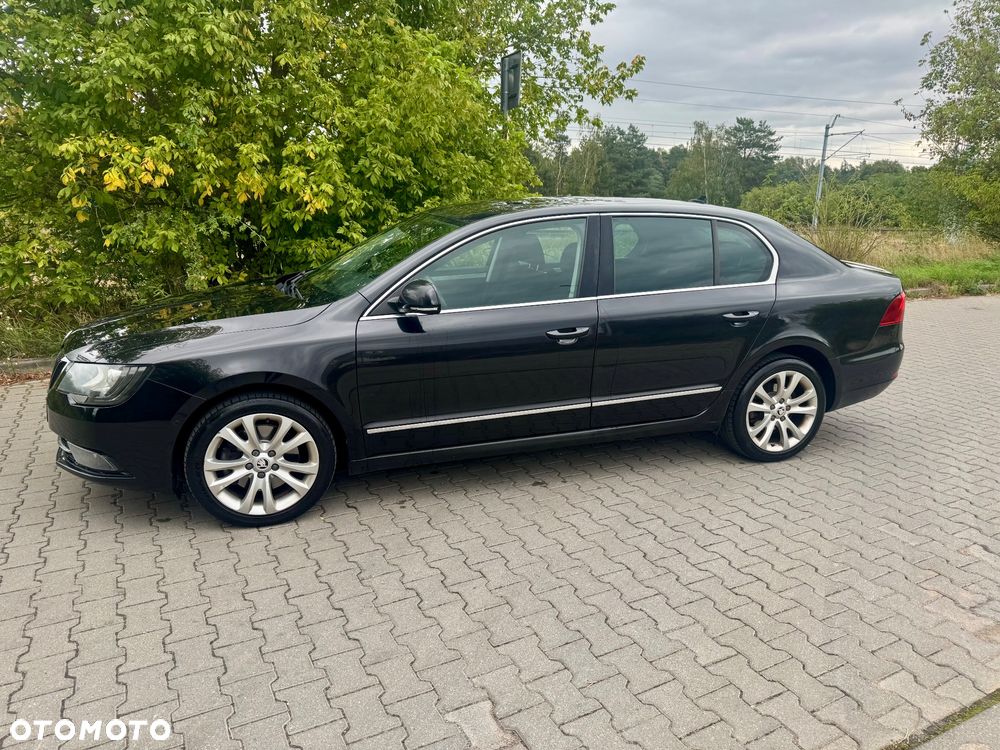 Skoda Superb 1.8 TSI Business DSG - 24