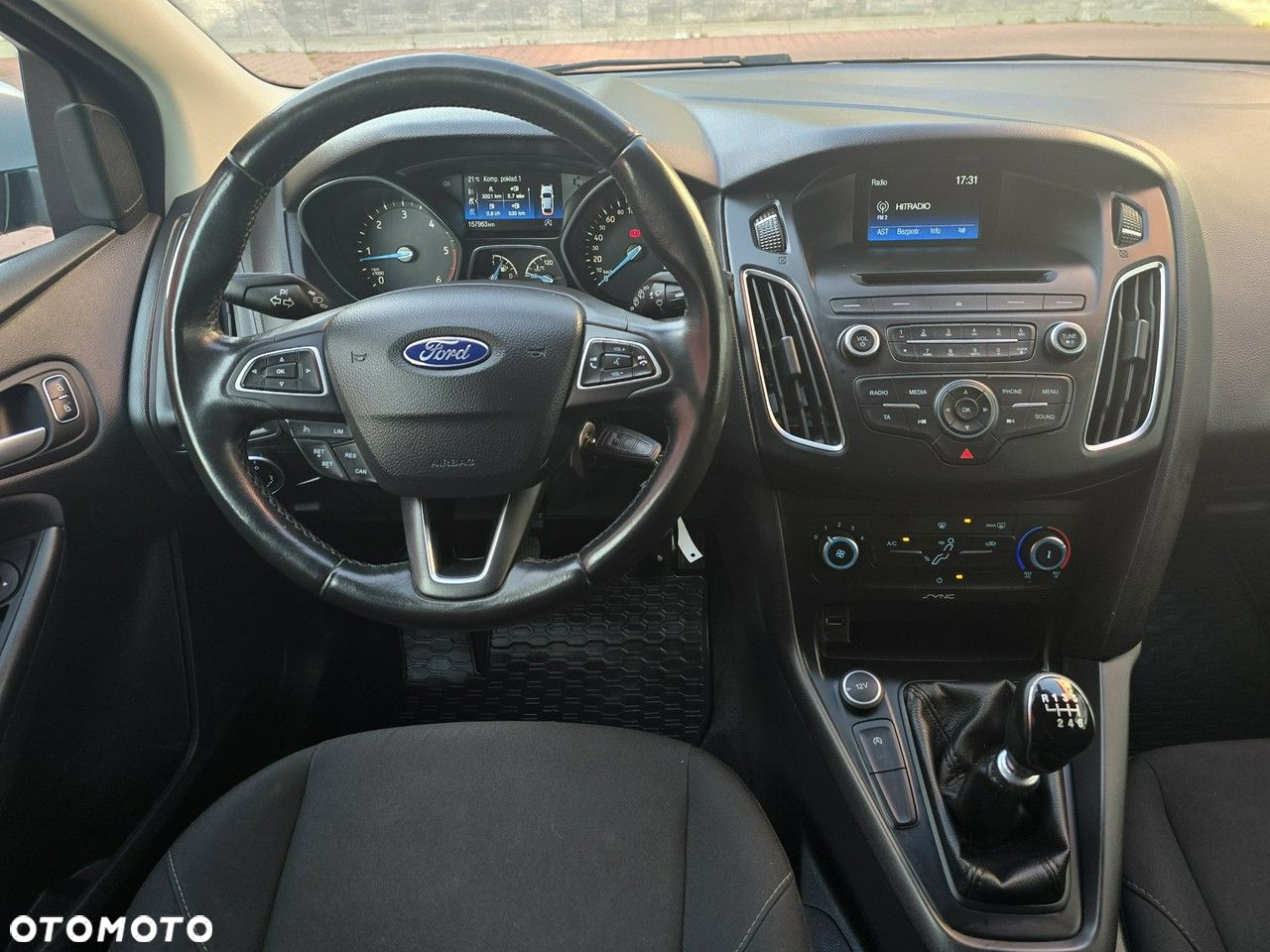 Ford Focus - 21