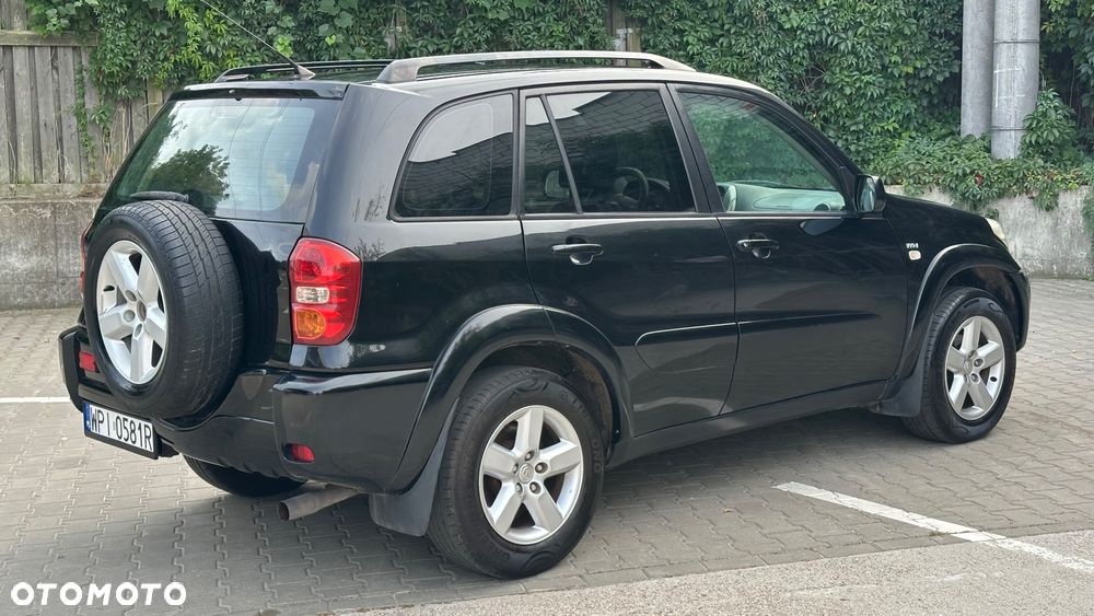 Toyota RAV4 2.0 VVT-i 4x4 - 5