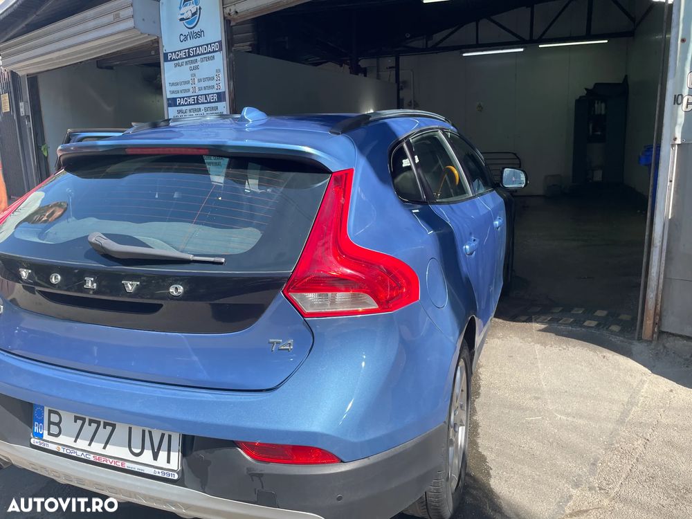 Volvo V40 T4 Aut Summum - 11