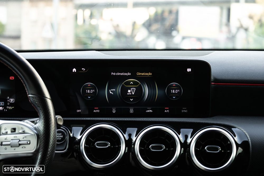 Mercedes-Benz A 250 e AMG Line - 38