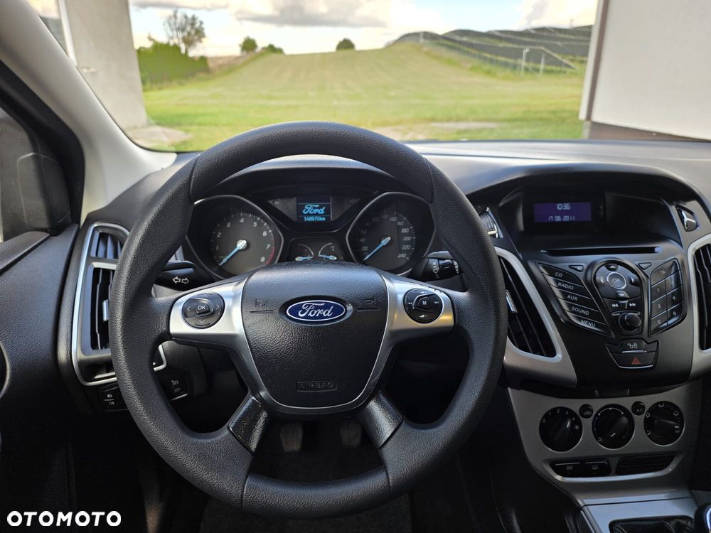 Ford Focus 1.6 Ambiente - 15