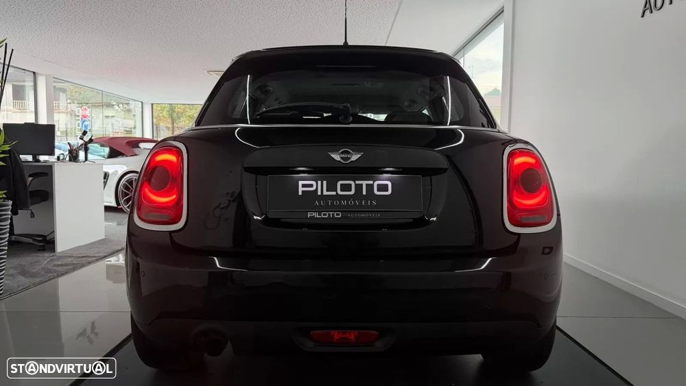 MINI 5 Portas Cooper D - 10