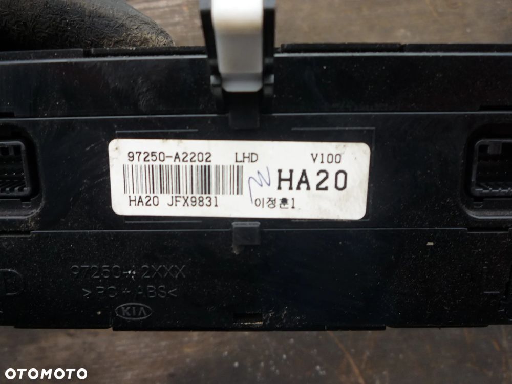 KIA CEED II PANEL NAWIEWU 97250-A2202 - 4
