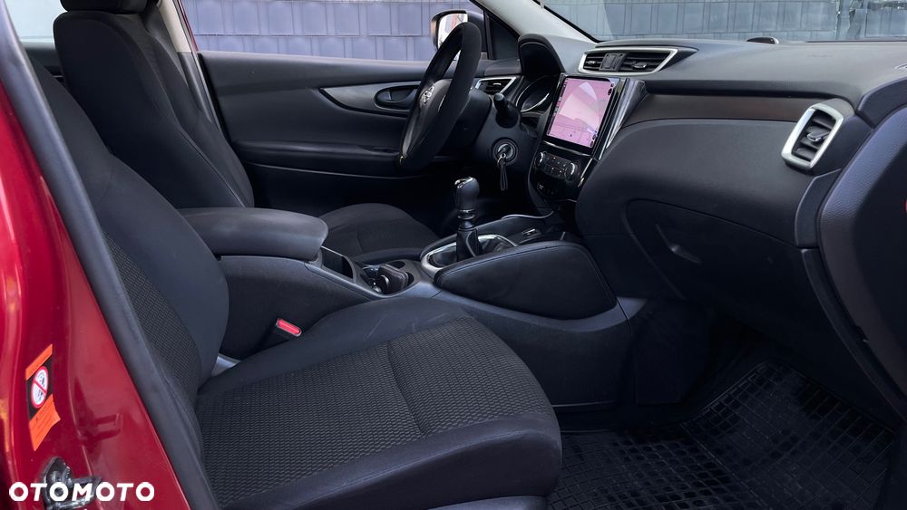 Nissan Qashqai 1.6 DCi Acenta EU6 - 17