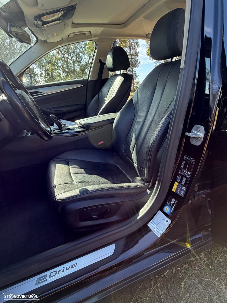 BMW 530 e iPerformance Line Luxury - 25