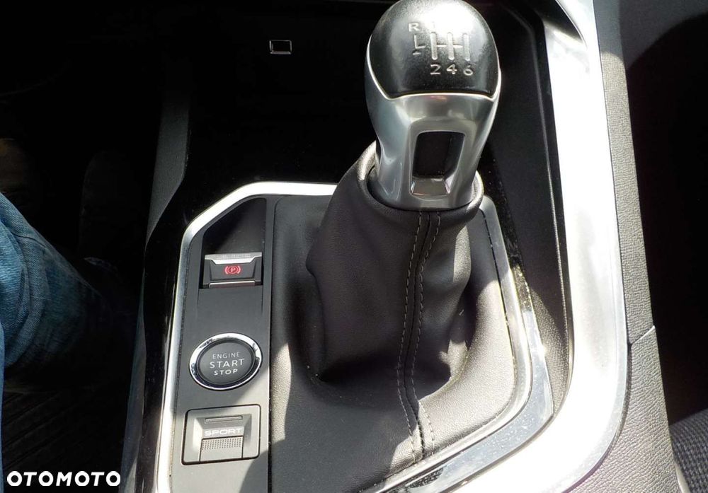 Peugeot 3008 - 29