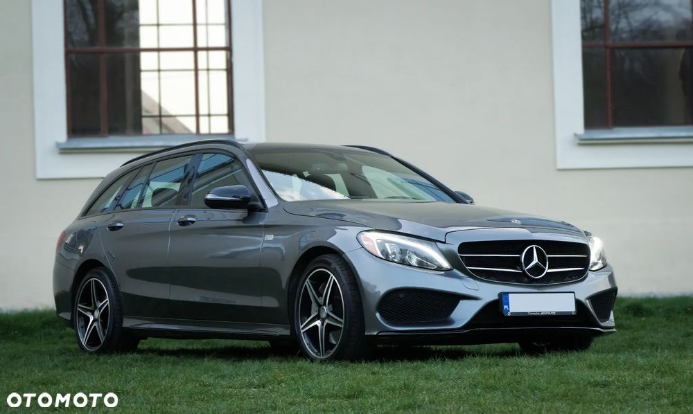 Mercedes-Benz Klasa C 300 T 9G-TRONIC AMG Line - 3
