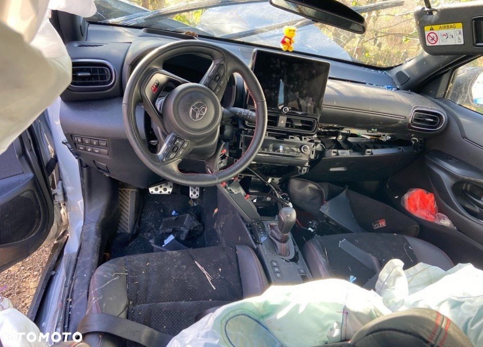 Toyota Yaris Cross 1.5 VVT-i GR Sport - 7