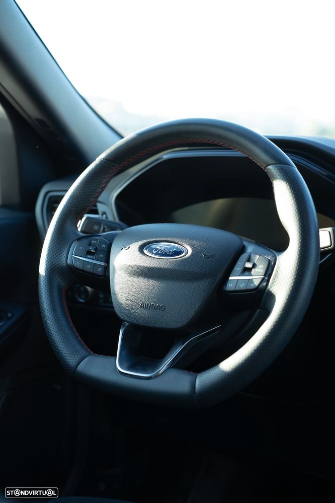Ford Kuga - 21