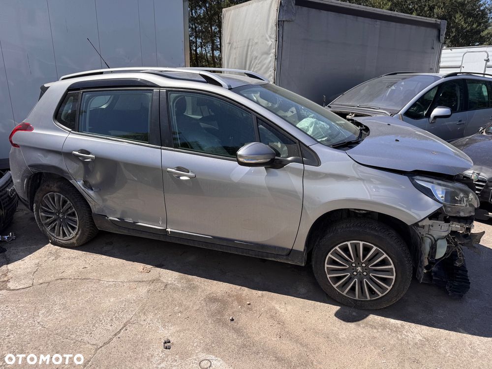 Peugeot 2008 1.2 Pure Tech Active - 1