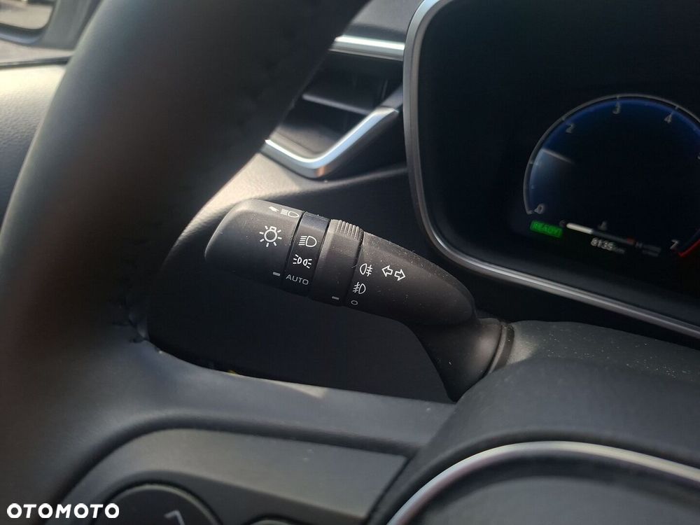 Toyota Corolla 1.8 Hybrid Comfort - 19
