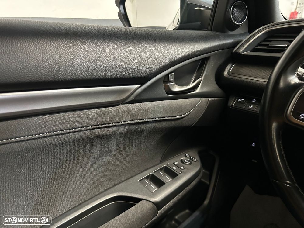 Honda Civic 1.6 i-DTEC Elegance+Connect Navi - 40