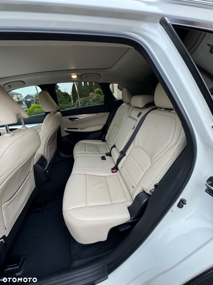 Infiniti QX30 2.0t DCT AWD Premium - 30