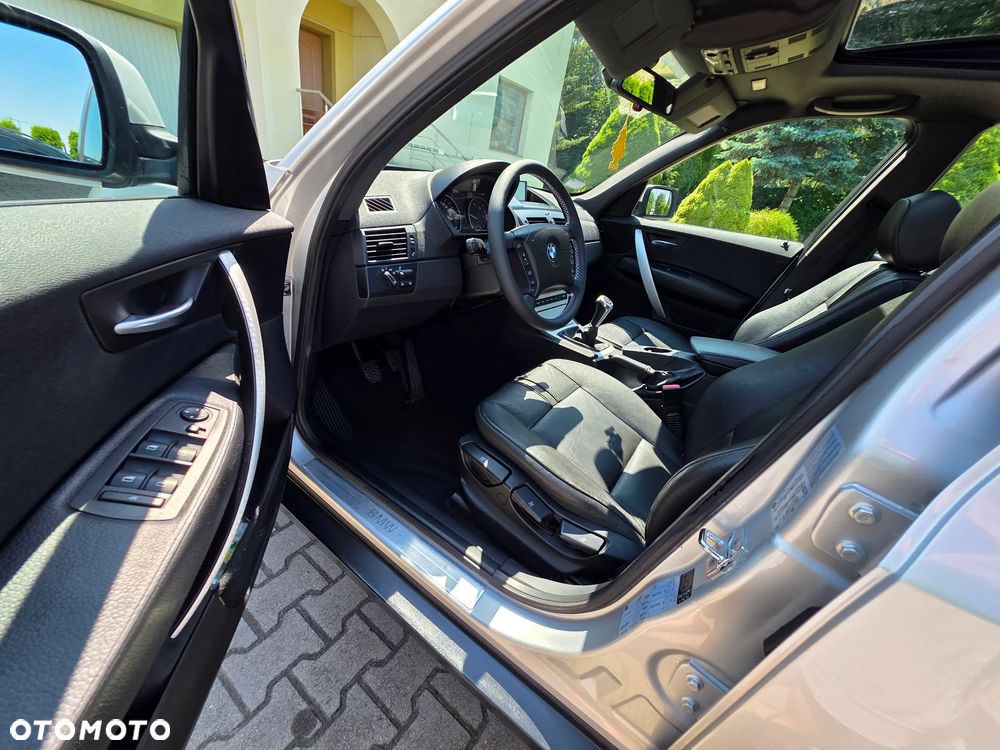 BMW X3 2.0d - 10