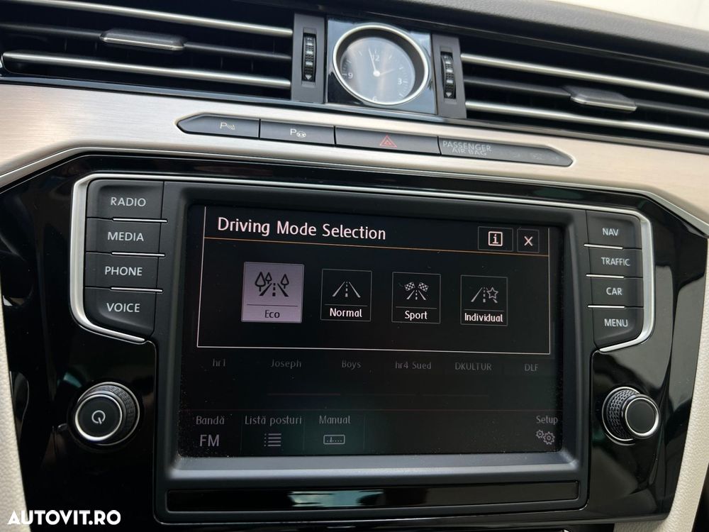 Volkswagen Passat 2.0 TDI (BlueMotion Technology) DSG Highline - 31