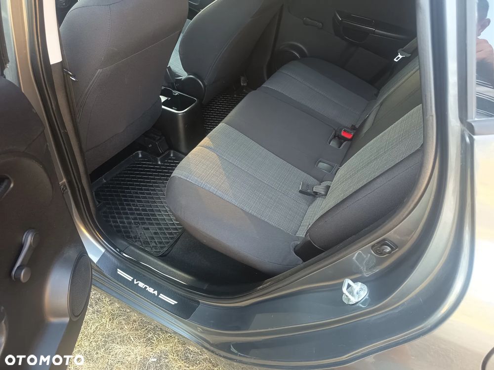 Kia Venga 1.4 S - 10