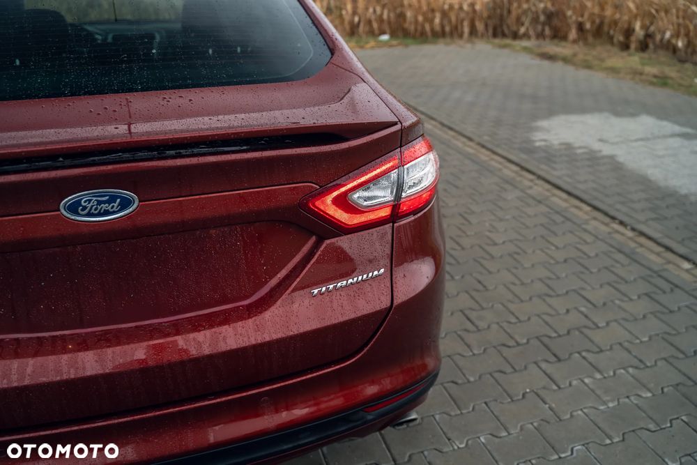 Ford Fusion 2.0 EcoBoost Titanium - 14